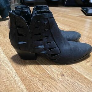 Qupid ankle boots